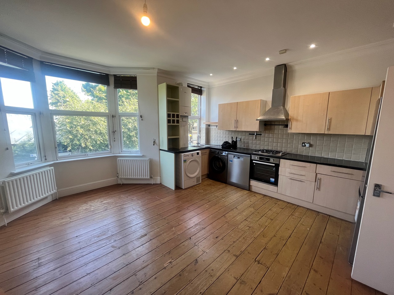 London 2 Bed Flat, Mansfield Road, NW3 To Rent Now for £2,300.00 p/m