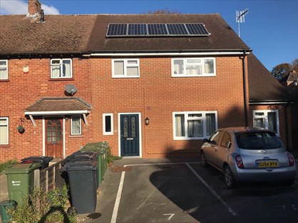 1 Bed Flat, Cobbett Road, GU2