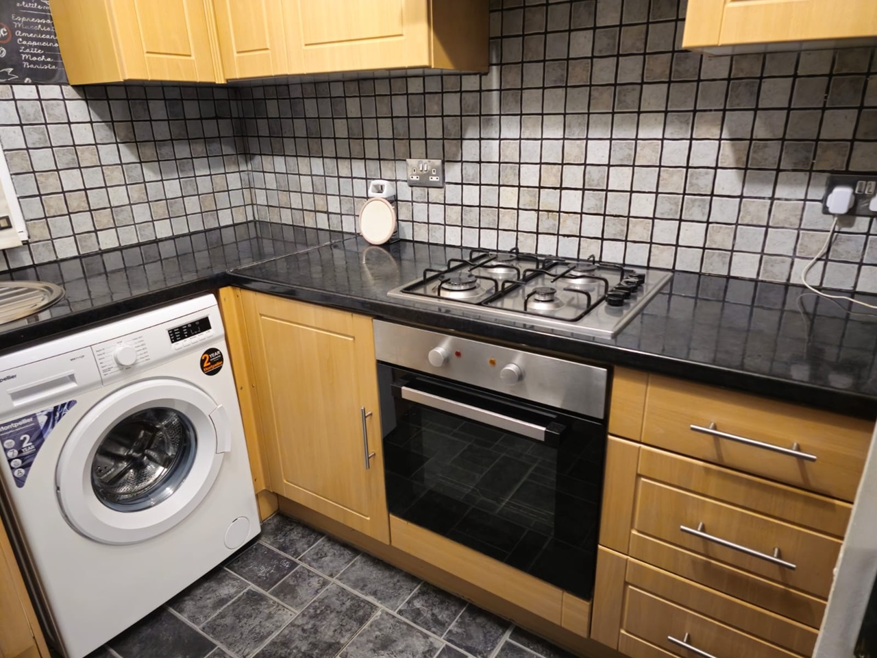 Glasgow 2 Bed Flat, Rutherglen, G73 To Rent Now for £800.00 p/m