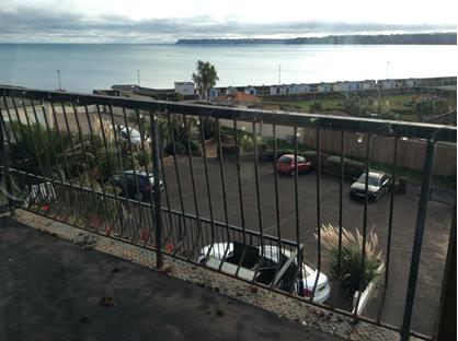 2 Bed Flat, Alta Vista Rd, TQ4