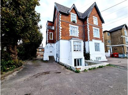 Studio Flat, Slough, SL1