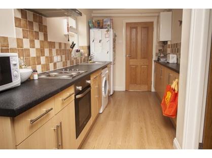 5 Bed Semi-Detached House, Arnold Road, SO17