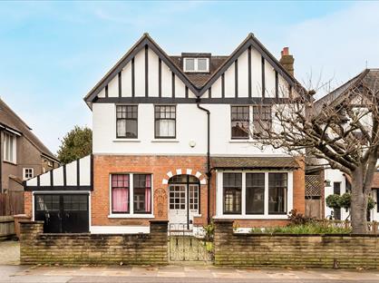 5 Bed Detached House, Handen Road, SE12