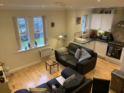 2 Bed Flat, Hillside House, LS6