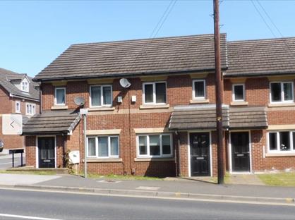 3 Bed Terraced House, Pontefract Road, S71
