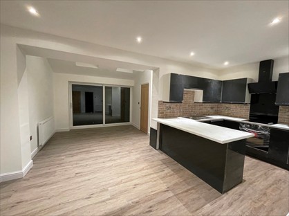 3 Bed Semi-Detached House, Malbank Road, CW2