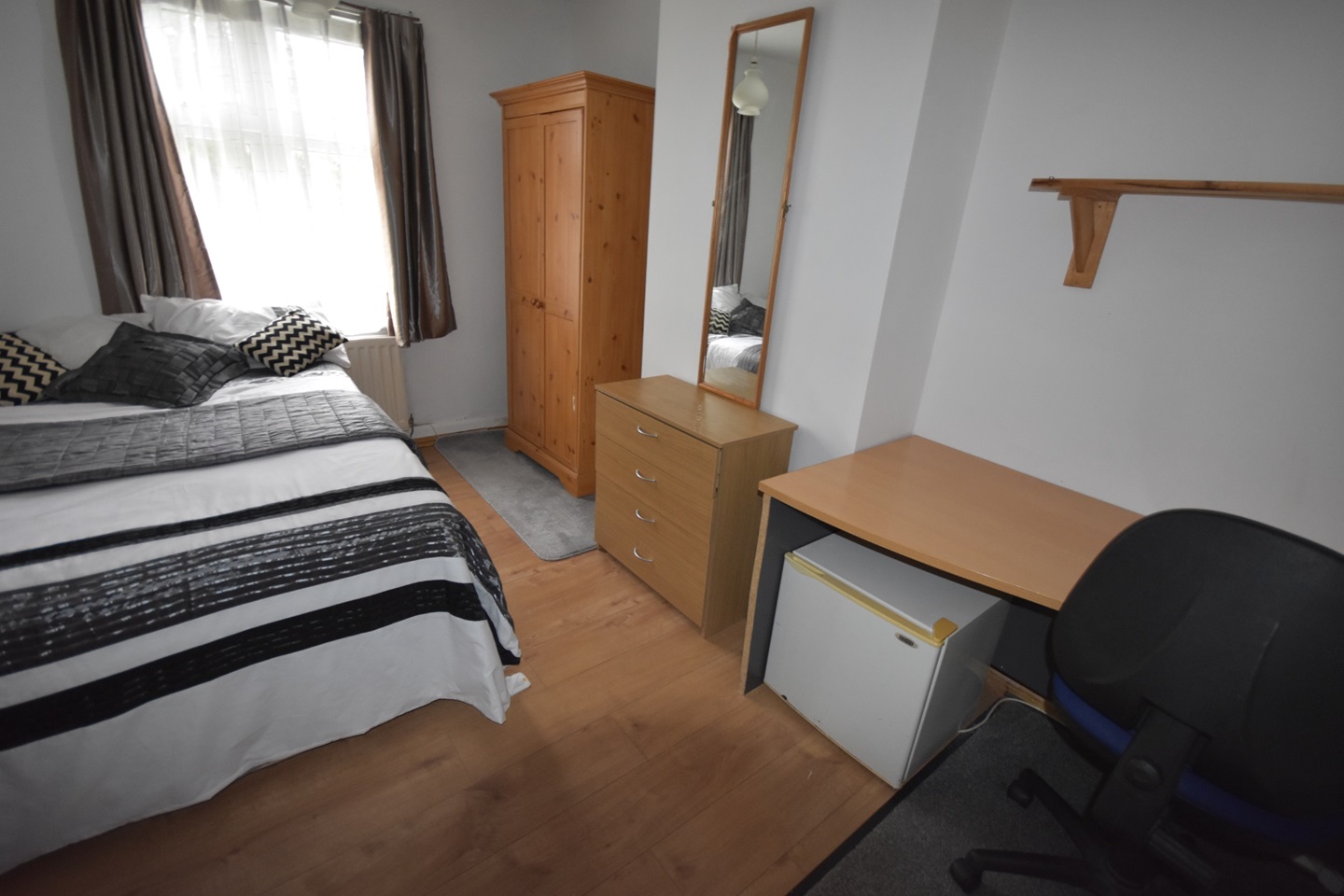 Additional image 11 of 5 Bed Semi-Detached House, Burgess Road, SO16, N1 7GU