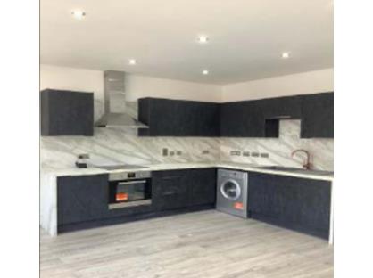 1 Bed Flat, Streatham High Road, SW16