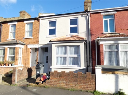 3 Bed Terraced House, Nicholes Road, TW3