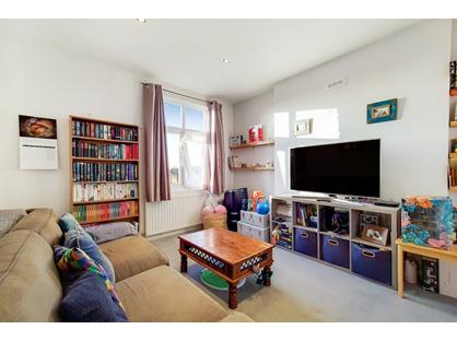 1 Bed Flat, Bedford Hill, SW12