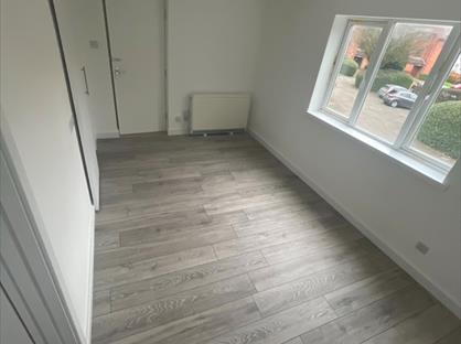 Studio Flat, Goldthorn Court, WV4
