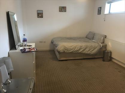 Room in a Shared Flat, Crown Place Apartments, SE16