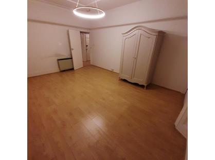2 Bed Flat, St Georges Square Sw1v - Two Bedroom, SW1V