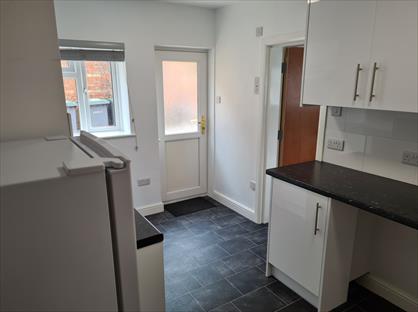 Studio Flat, Goldington Avenue, MK40