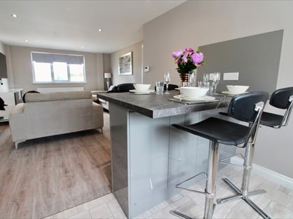 2 Bed Flat, Hall Street, PR9
