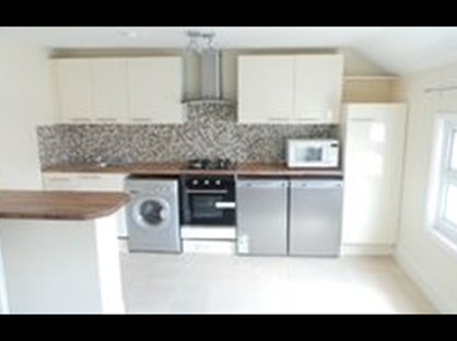 1 Bed Flat, Chatham Street, RG1