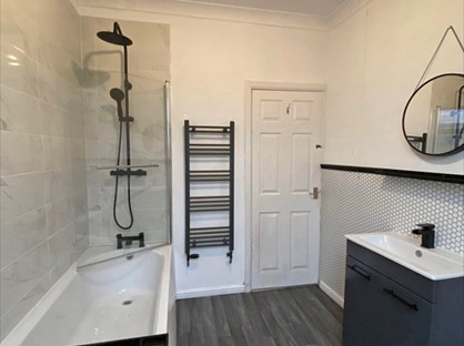 2 Bed Terraced House, Swallow Avenue, LS12