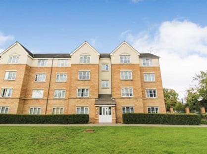 2 Bed Flat, Crowe Road, MK40