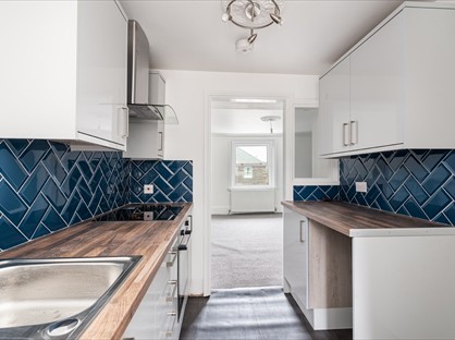 2 Bed Flat, Sandringham Court, CT10