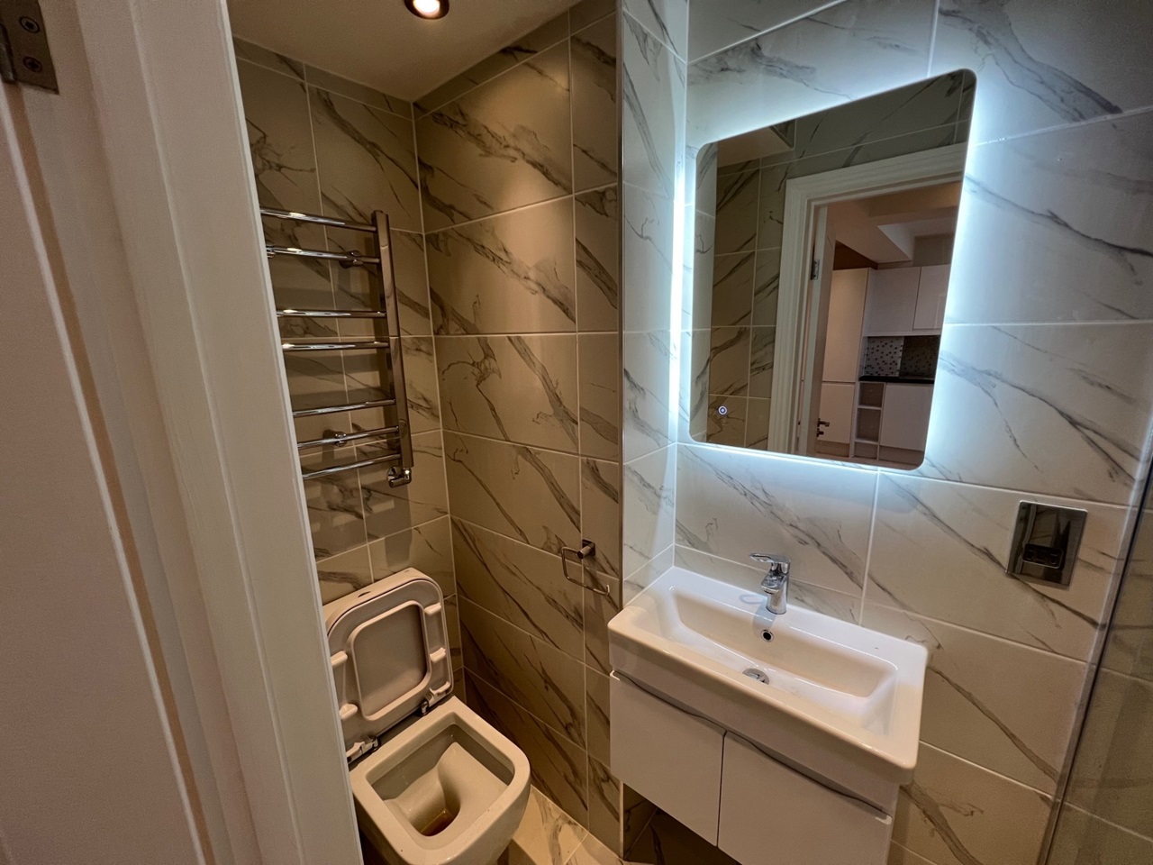 London 3 Bed End Terrace, Devonport Road, W12 To Rent Now for £