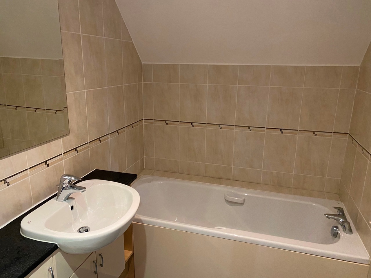 Additional image 11 of 1 Bed Flat, Castleton Court, LS16, N1 7GU