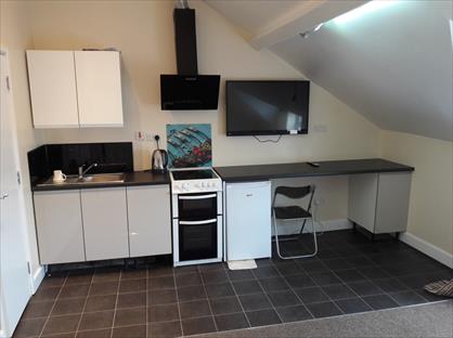 Room in a Shared House, Waterloo Road, ST6