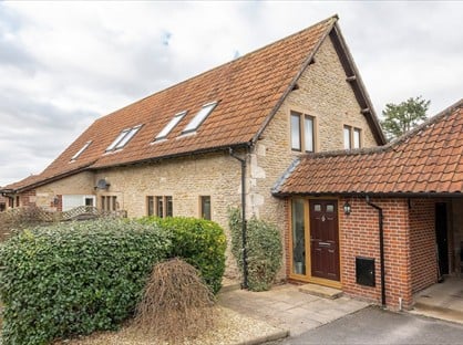 3 Bed Semi-Detached House, Dymott Square, BA14