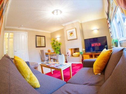 2 Bed Flat, Cyril Street, PA1