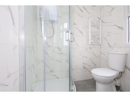 Room in a Shared House, The Fairway, UB5