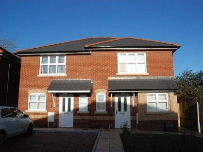 4 Bed Semi-Detached House, George Close, BH10