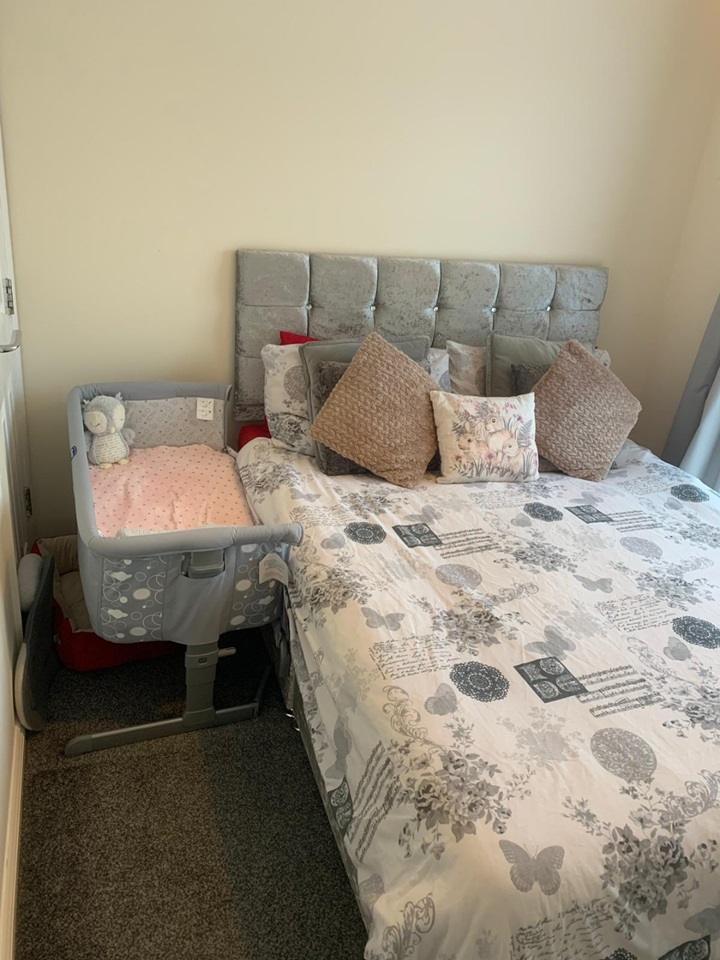 2 Bed Flat, Park Road, SO15 photo 2