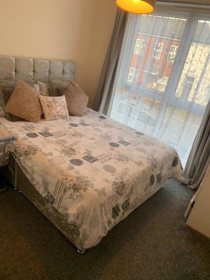 2 Bed Flat, Park Road, SO15 photo 4