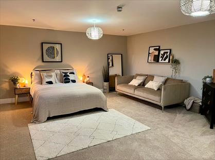 Room in a Shared House, Victoria Road, SA12