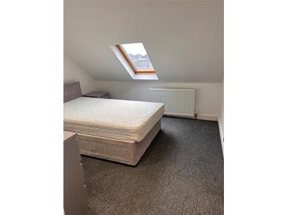 Studio Flat, Court Road, SE9
