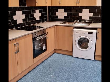 1 Bed Flat, South Gate, WF13