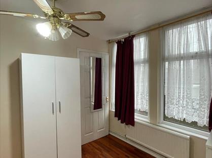Room in a Shared Flat, Tanners End Lane, N18