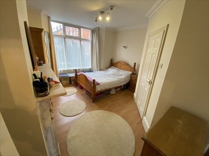 1 Bed Flat, Granby Road, LS6