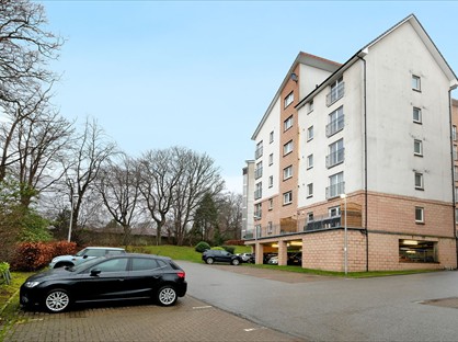 2 Bed Flat, Shaw Crescent, AB25