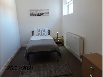 Room in a Shared Flat, Queen Street, DN22
