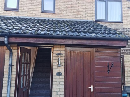 1 Bed Maisonette, Marefield, RG6