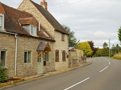 2 Bed Terraced House, Binton, CV37