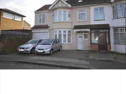 Room in a Shared House, Loxford Lane, IG1