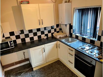 2 Bed Flat, Alum Rock, B8