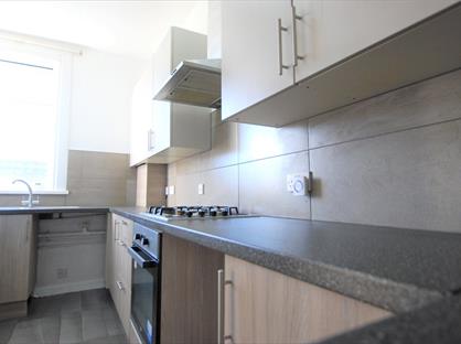 2 Bed Flat, Streatham High Road, SW16