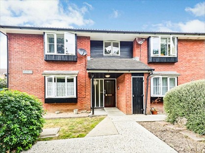 Studio Flat, Hazebrouck Road, ME13