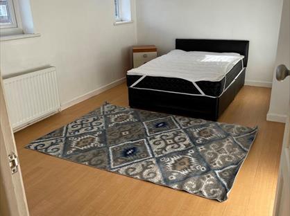 Room in a Shared House, Savill House, SW4