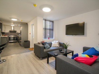 Room in a Shared House, Molyneux Road, L6