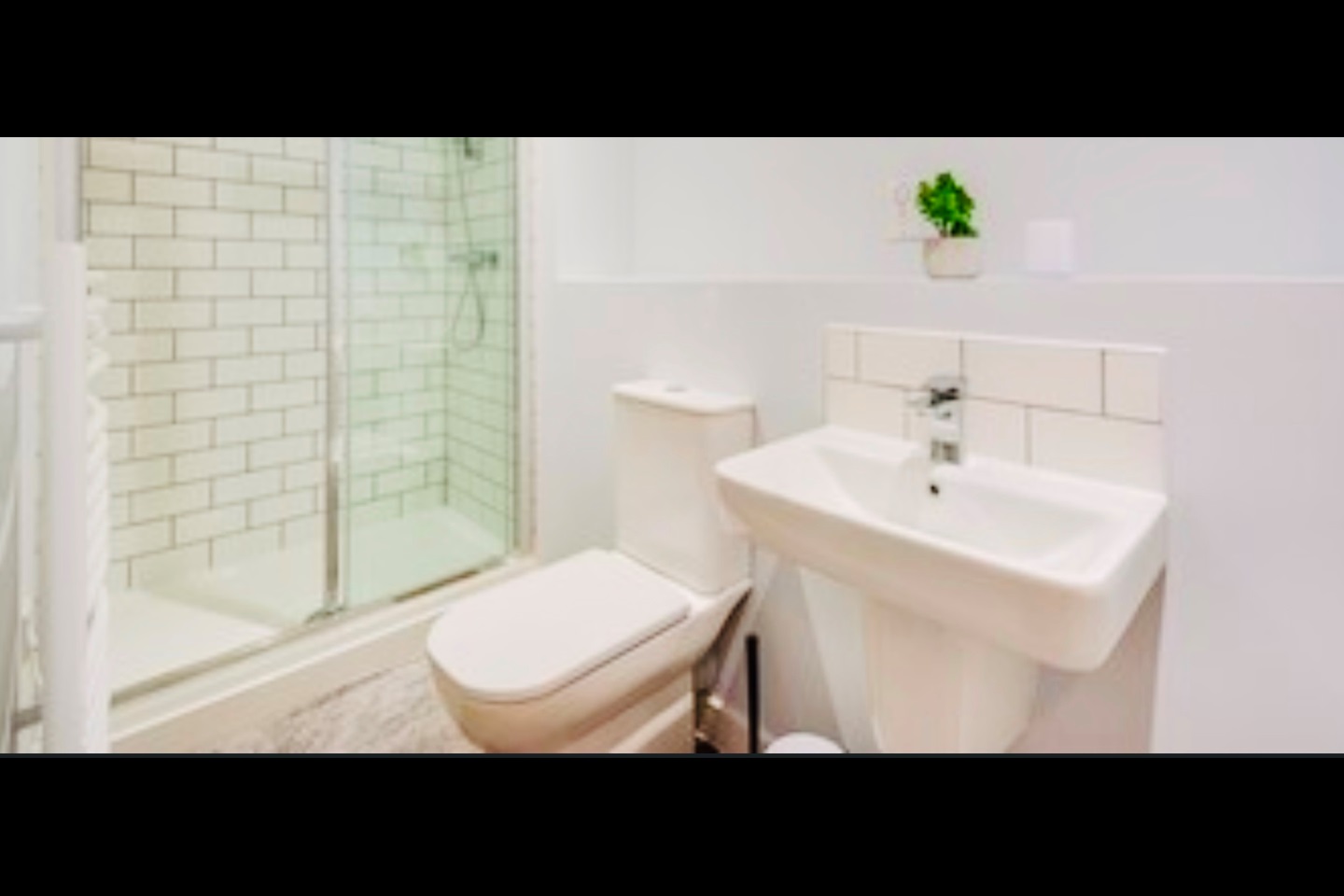 2 Bed Flat, The Forge, B12 photo 5