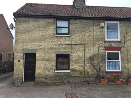 2 Bed End Terrace, High Street, IP28