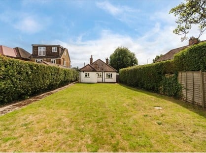 2 Bed Detached House, Amersham Road, HP9